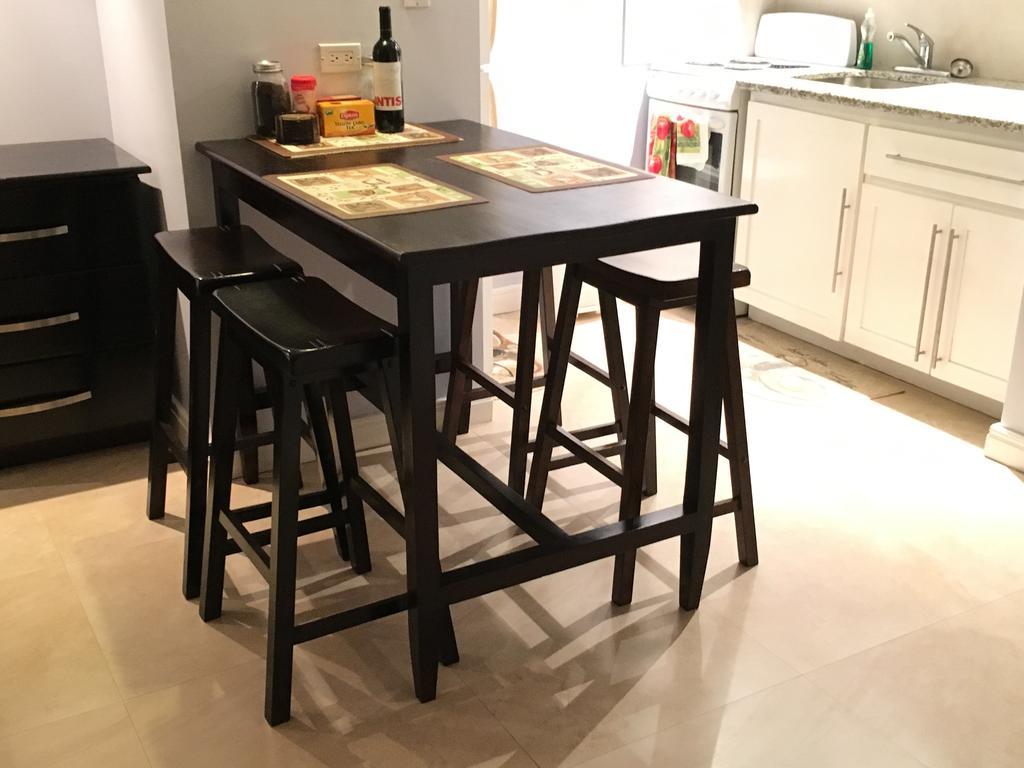 Anna'S Joye Seawind - Freeport, Montego Bay Apartment Екстериор снимка